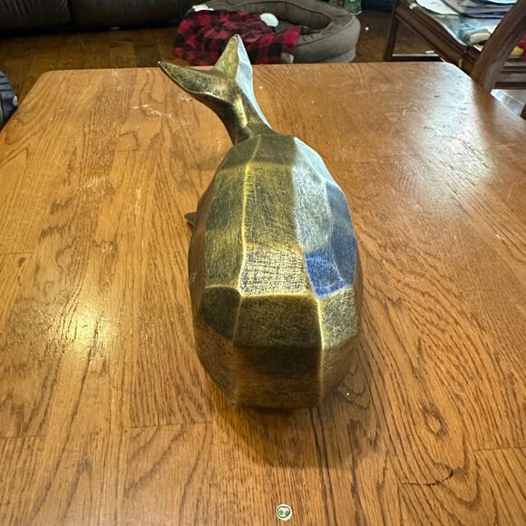 Pier 1 Polyresin Coastal Whale Nautical Sculpture. Antiqued Brushed Gold. Rare - Picture 4 of 7
